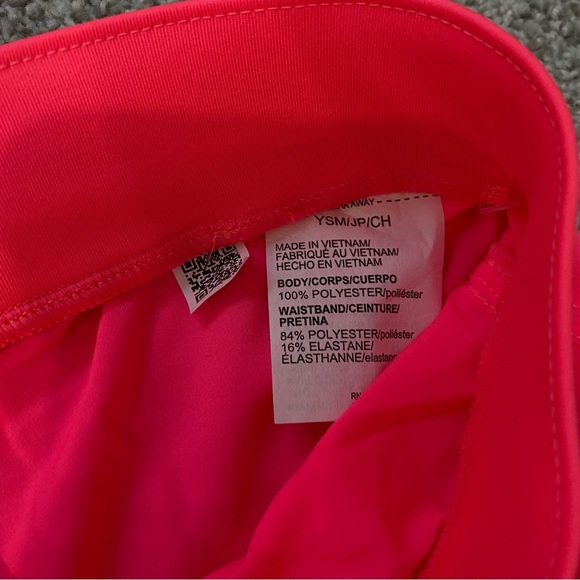 Under Armour Girls Shorts Small - Picture 2 of 5